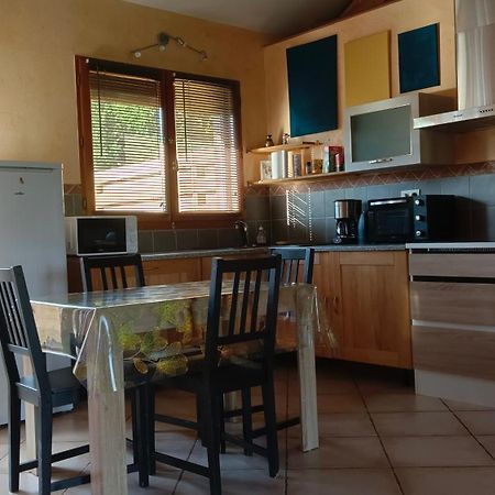 Chalet 2 Chambres En Savoie Pour 1 A 4 Personnes Gerbaix Екстер'єр фото