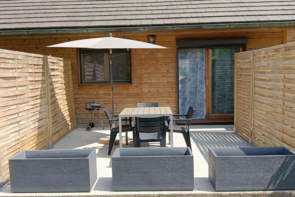 Chalet 2 Chambres En Savoie Pour 1 A 4 Personnes Gerbaix Екстер'єр фото